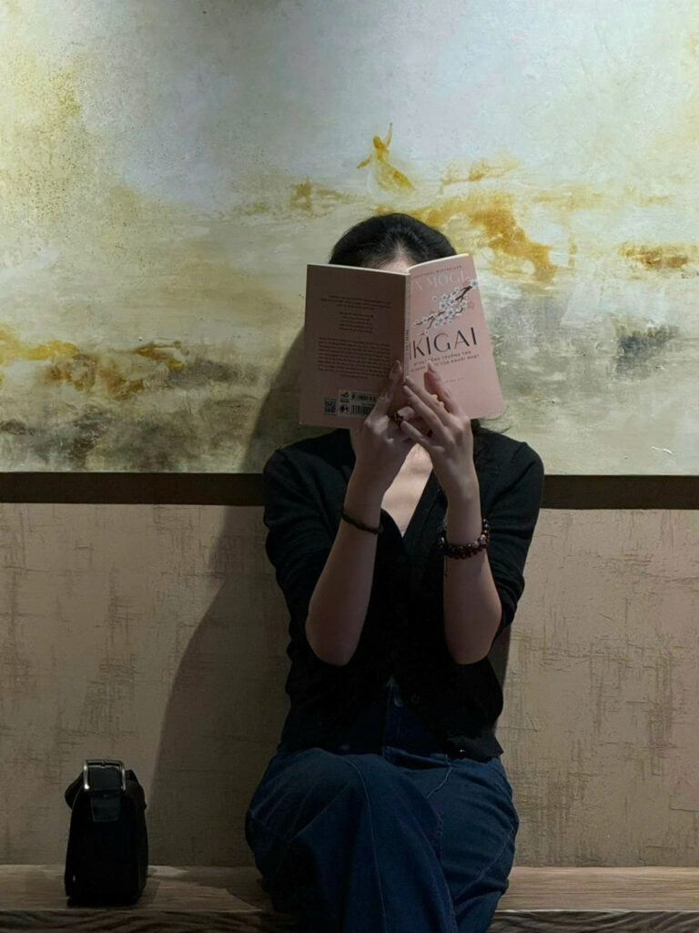 Ikigai: Khám Phá Bí Mật Hạnh Phúc Và Sống Trường Thọ Từ Nhật Bản